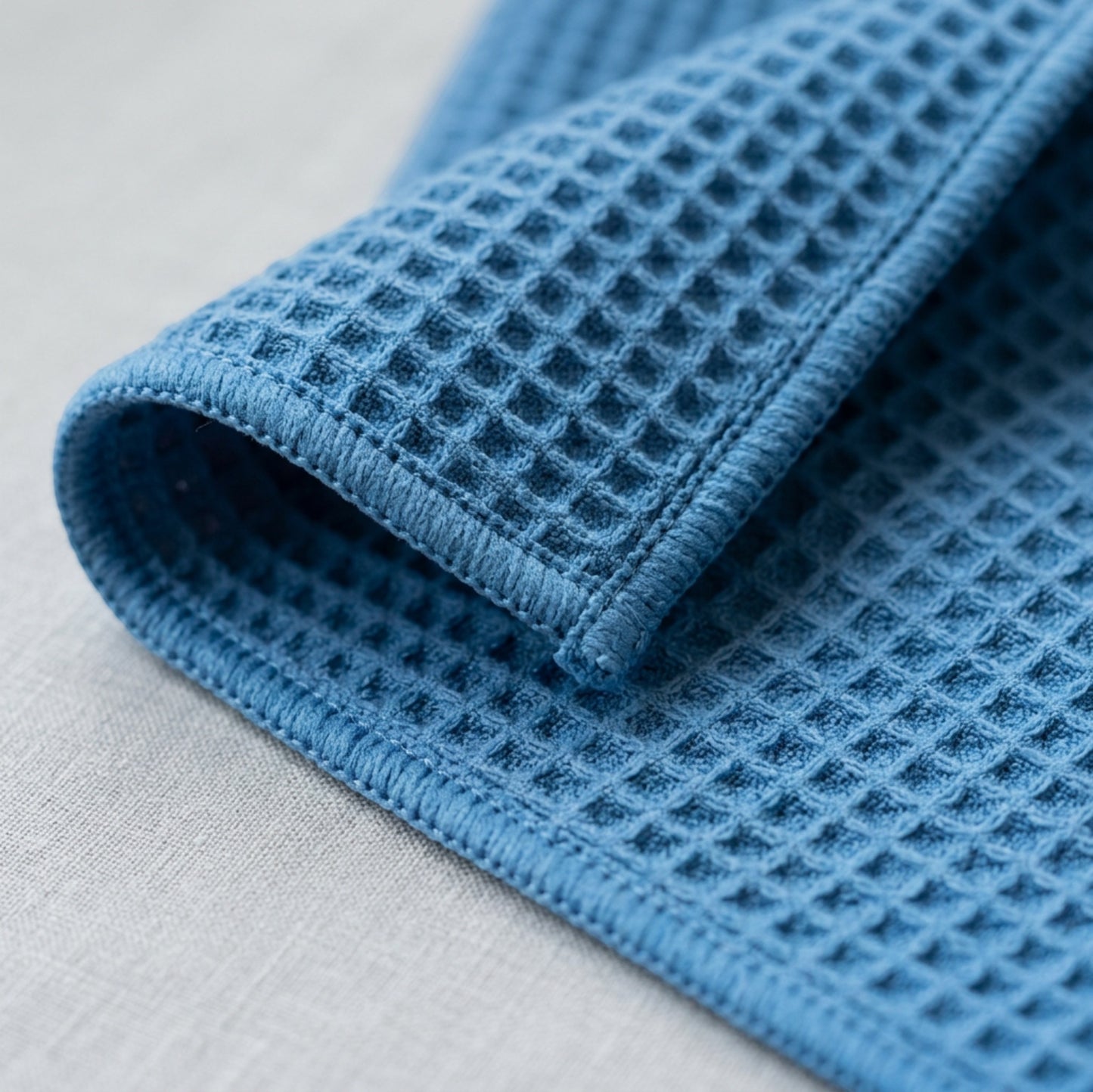 Zidid Wafflegrid Microfiber Car Glass Cloth 16 x 16 in Blue 5 Pack - Detail view