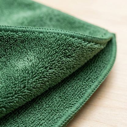 Zidid Plushline Edgeless Microfiber Detailing Towel 15 x 15 in Green 8 Pack - Detail view